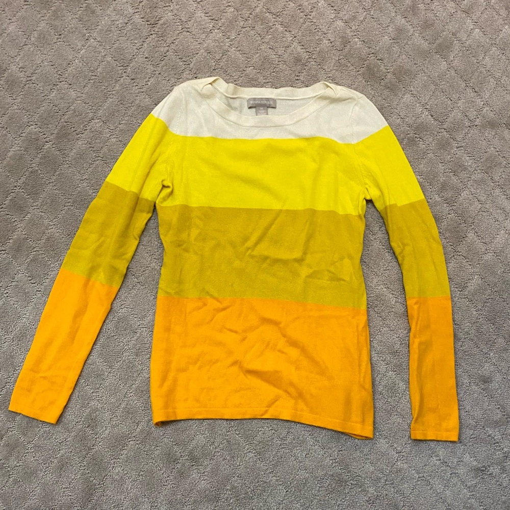 Like new Sweater